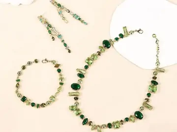 Schmuck – Beispielbild aus einem Verkäuferangebot