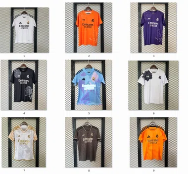 Neun Sporttrikots in Weiß, Orange, Lila, Schwarz, Hellblau und Braun als kleine Einzelbilder auf weißem Grund
